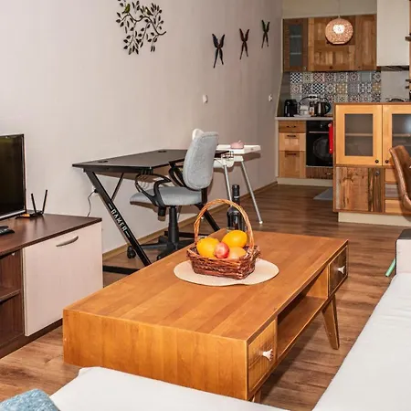 Lina View * Трявна