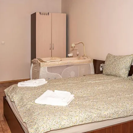 Lina View Апартаменты Трявна